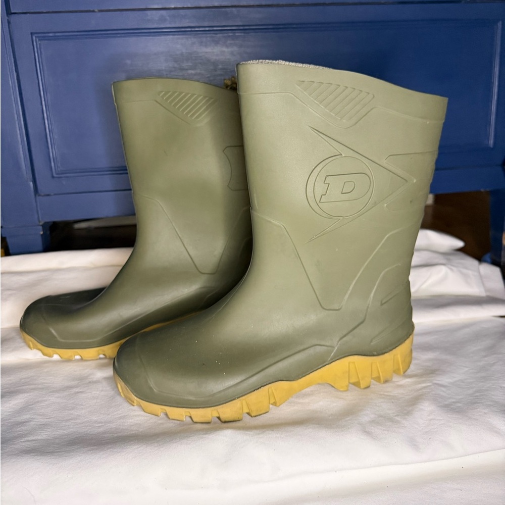 Dunlop Dee Calf length wellington rain boots